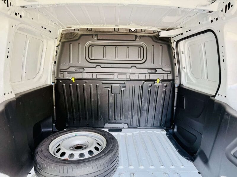 PEUGEOT PARTNER 1.6L 2022 GCC SPECS VERY GOOD CONDITION