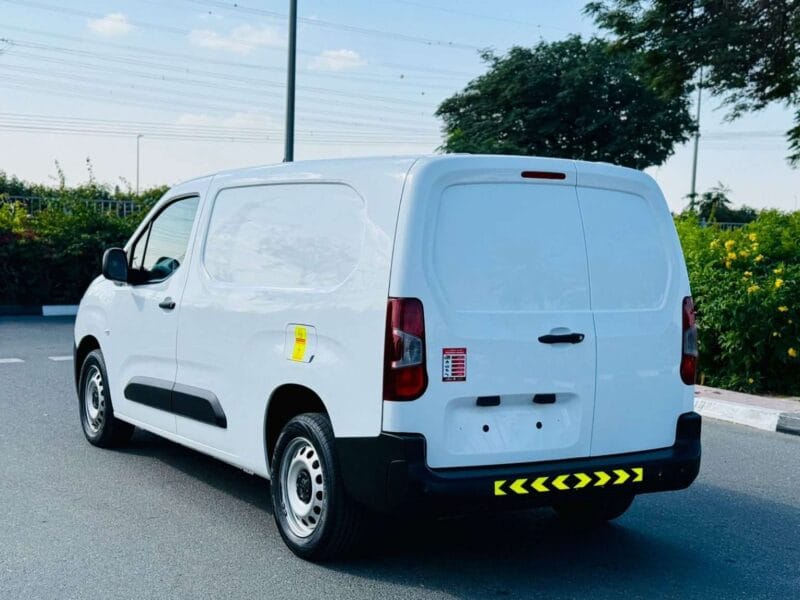 PEUGEOT PARTNER 1.6L 2022 GCC SPECS VERY GOOD CONDITION