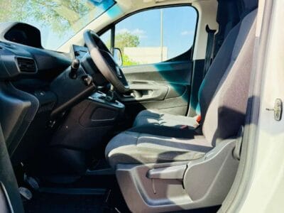 PEUGEOT PARTNER 1.6L 2022 GCC SPECS VERY GOOD CONDITION