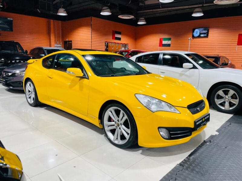 Hyundai Genesis Yellow 2011