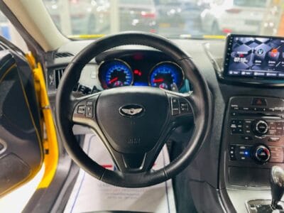 Hyundai Genesis Yellow 2011