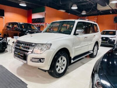 MITSUBISHI PAJERO GLS WHITE 2020