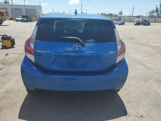 Toyota Prius C 2015