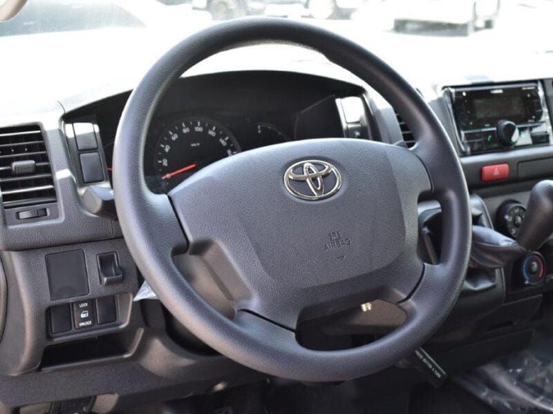 2025 MODEL TOYOTA HIACE DELIVERY VAN HIGH ROOF 2.7L PETROL MANUAL TRANSMISSION – EURO4