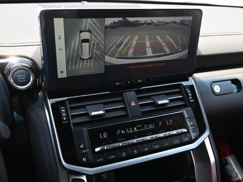 2025 MODEL TOYOTA LAND CRUISER VXR V6 3.3L DIESEL 7 SEAT AUTOMATIC TRANSMISSION