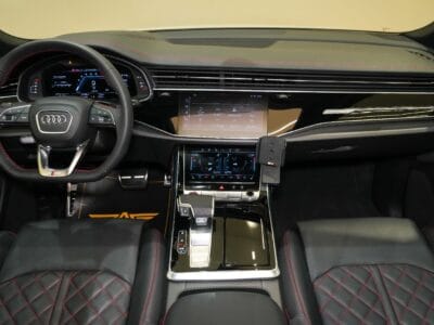 AUDI S Q8 2024