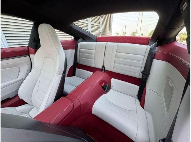 Porsche 911 Carrera S 3.0L (444 HP) Coupe