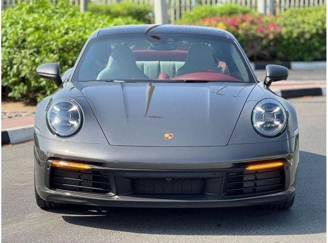 Porsche 911 Carrera S 3.0L (444 HP) Coupe