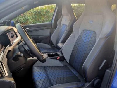 Volkswagen Golf R Base 2.0T 2022