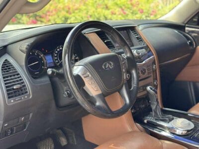 Infiniti QX80 Luxury 5.6L 2020 GCC SPEC NEAT AND CLEAN