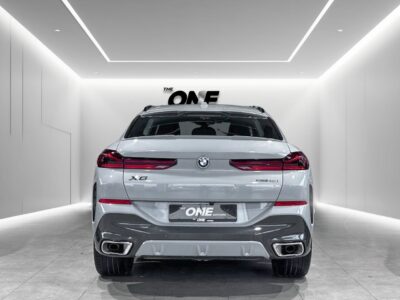 2024 BMW X6 XDrive40i