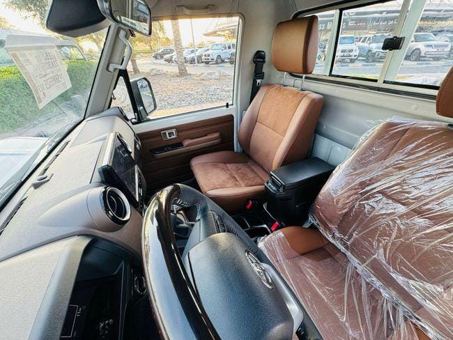 Toyota Land Cruiser Pick Up 2025 GCC SPEC UNDER WARRANTY