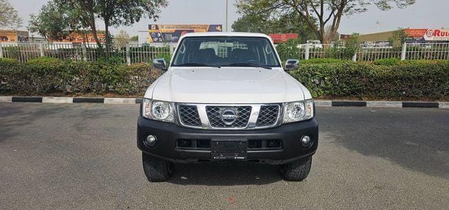 Nissan Patrol Safari GL 4.8L A/T 2019 (9 Seater)