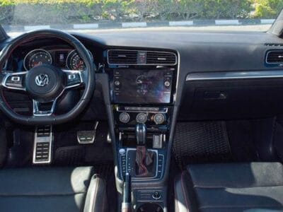 Volkswagen Golf GTI 2.0L Turbo 2021