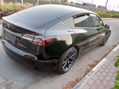 TESLA MODEL 3 COLOR BLACK MODEL YEAR 2021