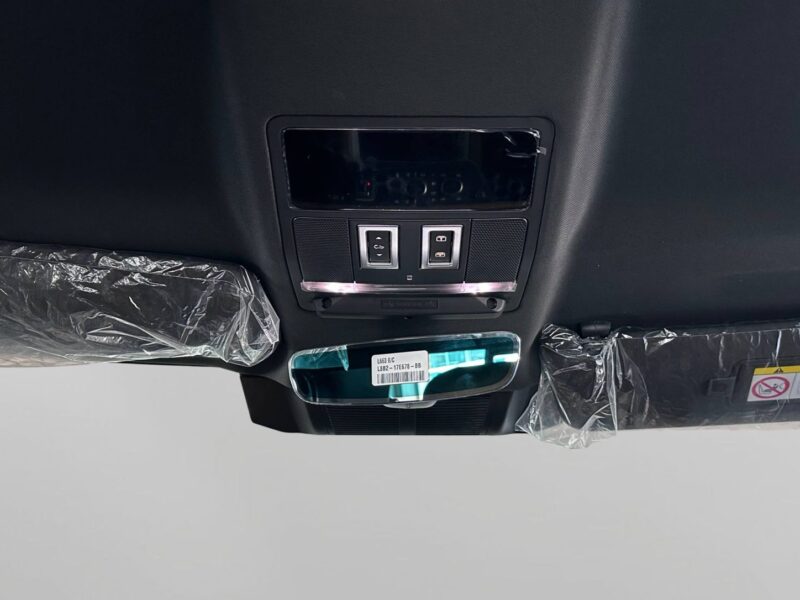 2025 Land Rover DEFENDER X DYNAMIC