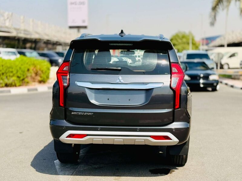 MITSUBISHI MONTERO 3.0L 2021 GCC VERY GOOD CONDITION