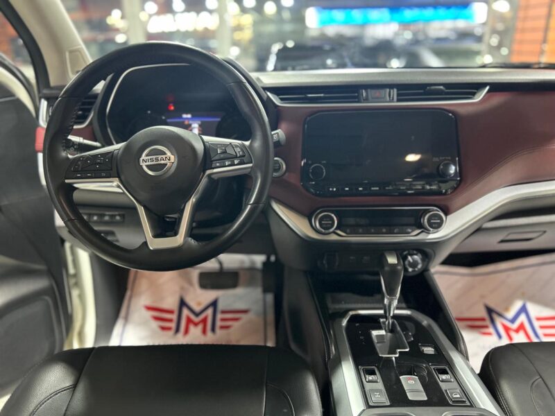 NISSAN XTERRA PLATINUM 2023