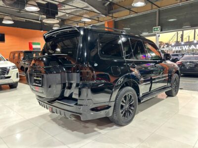 MITSUBISHI PAJERO SIGNATURE EDITION 2020