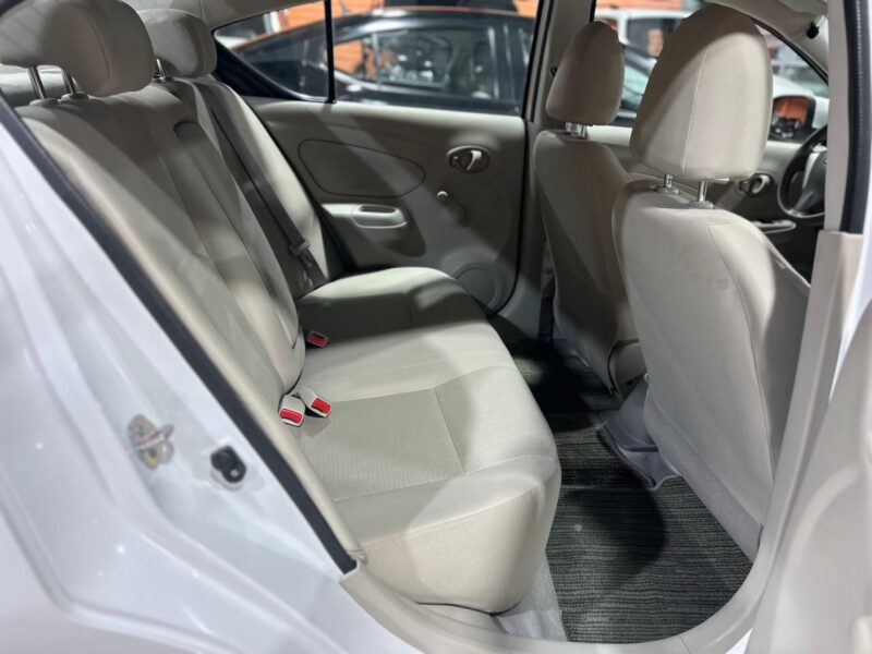 NISSAN SUNNY 2024