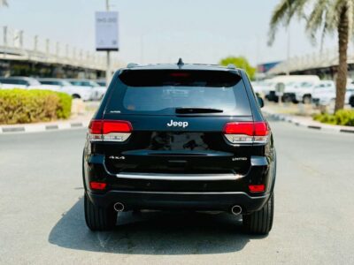 JEEP CHEROKEE 3.6L 2020 GCC Very Good Condition