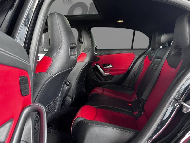 2021 Mercedes-Benz A 35 AMG
