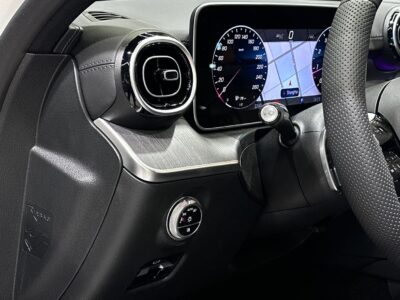 2025 Mercedes-Benz C200 L