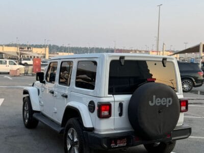 Jeep Wrangler Sahara