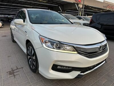 Honda Accord Hybrid Car 2022 Very Good and Clean Condition , 4 cylinders