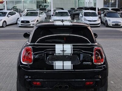 Mini Cooper 2019 , 3 cylinders in Excellent condition