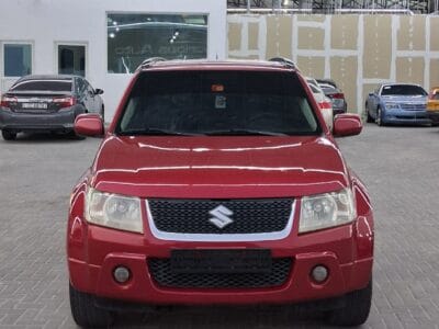 Suzuki Grand Vitara 2011 4 cylinders in Excellent condition