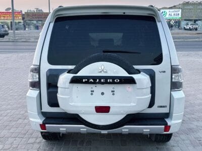 Mitsubishi Pajero GLS 2014 in Perfect condition in and out