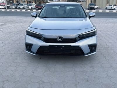 Honda civic Touring 2022 in Perfect condition in and out