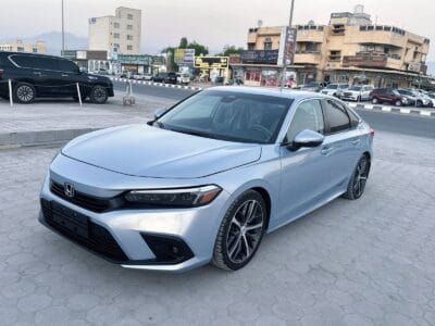 Honda civic Touring 2022 in Perfect condition in and out