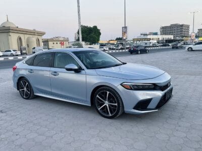 Honda civic Touring 2022 in Perfect condition in and out