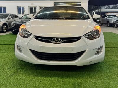 Hyundai Avante 2011 , 4 cylinder vehicle