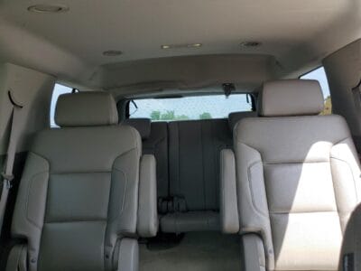 GMC YUKON SLT 2016 with 8 cylinders
