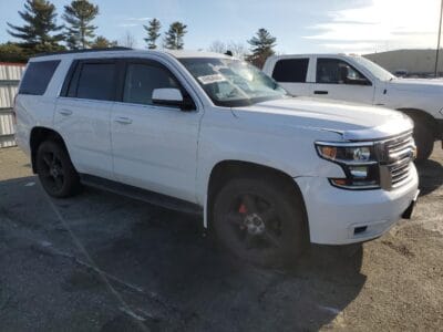 CHEVROLET TAHOE K1500 LT 2015 with 8 cylinders