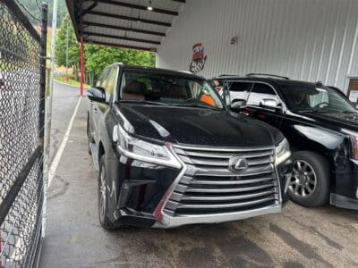 Lexus LX 570 2019 with 8 cylinders
