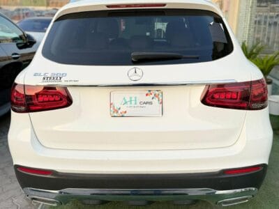 Mercedes-Benz GLC 300 2020 , Clean title