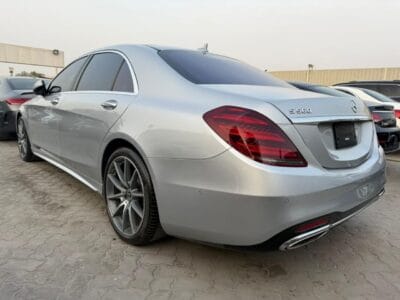 Mercedes-Benz S 560 AMG Fuss 3