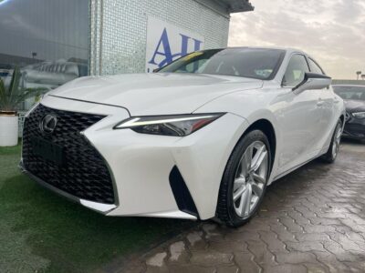 LEXUS IS300 FULL OPTION 2021
