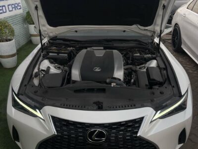 LEXUS IS300 FULL OPTION 2021
