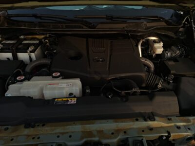 Toyota Tundra 2022 with 6 cylinders