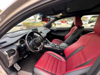 Lexus nx200 2016 with 4 cylinders