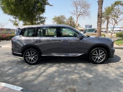 GAC GS8 2.0T 2025 with 4 cylinders