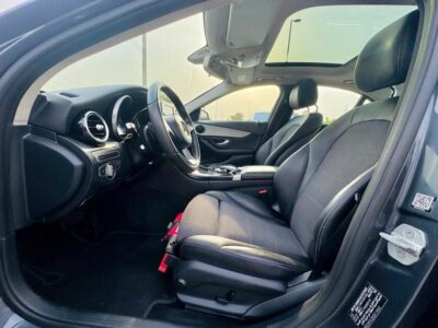 MERCEDES-BENZ C200 AMG 2016