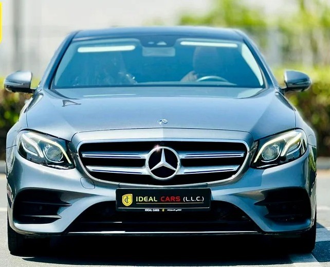 MERCEDES-BENZ E300 2020