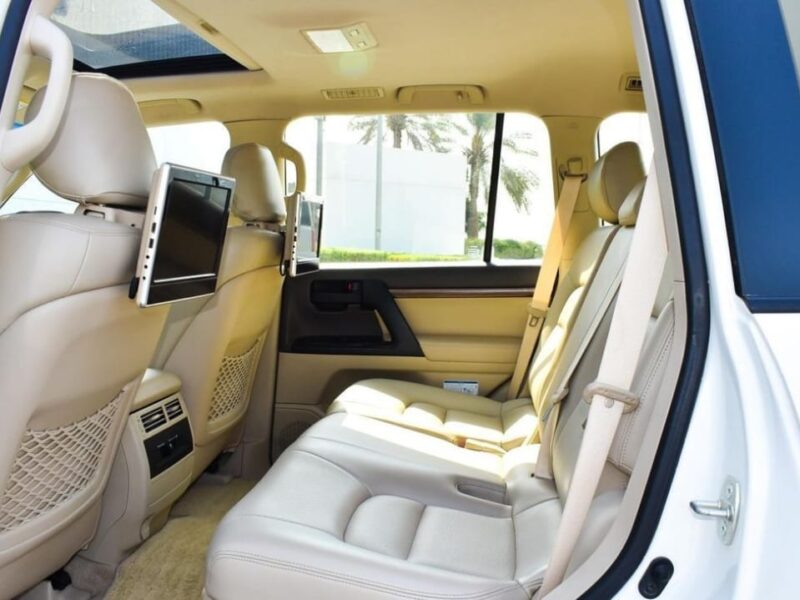 Toyota Land Cruiser Grand Touring 2019