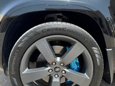 Land Rover Defender V8 2024